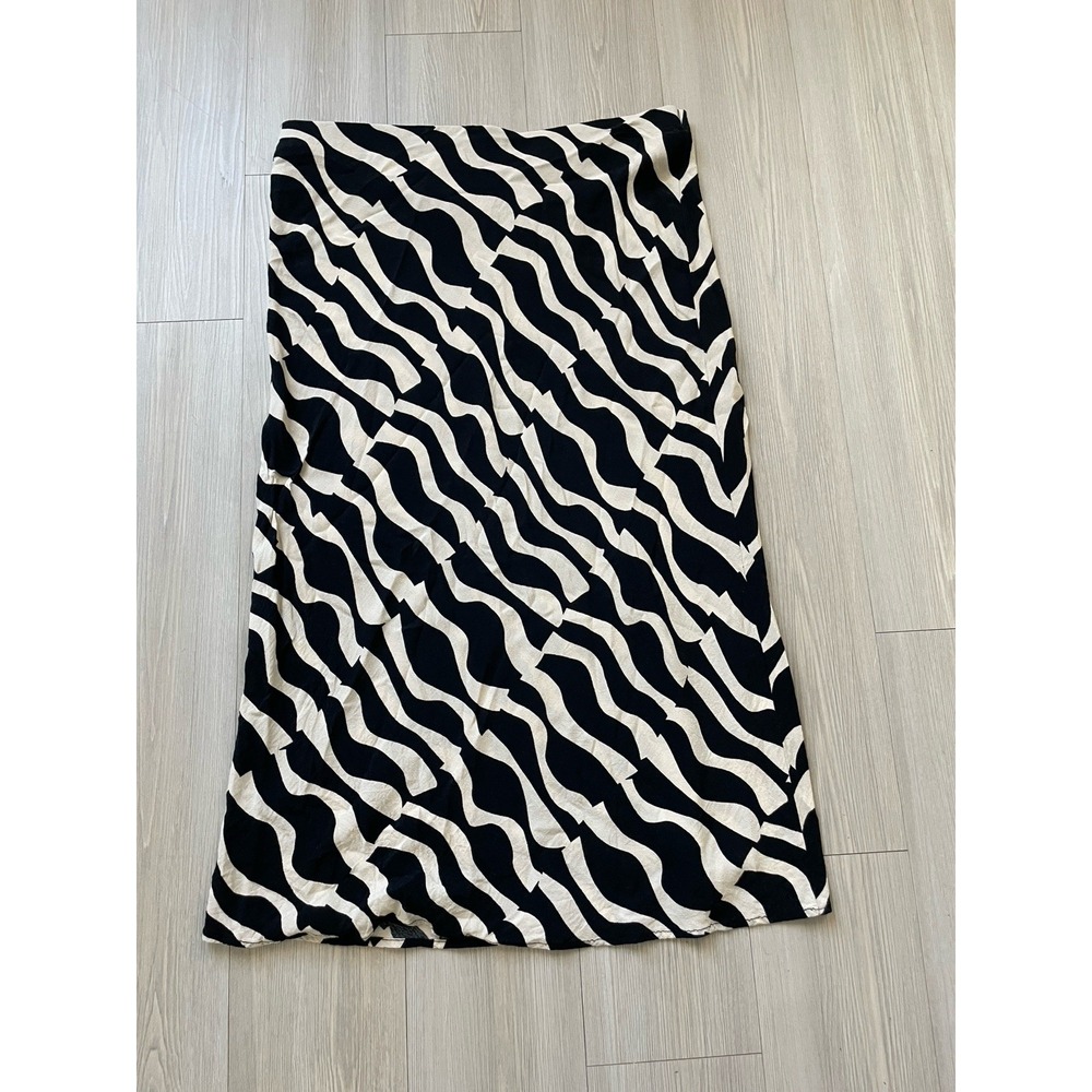 Zara Black and White Geometrical Print Midi Skirt Size XL Business Casual